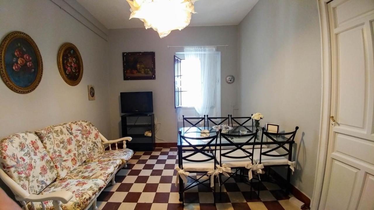 Apartamento Plaza De Dona Elvira 8 Siviglia Esterno foto